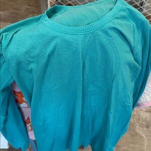 LUlulemon Top